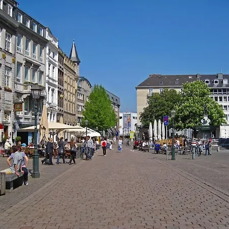 Szálloda Platinium Aachen