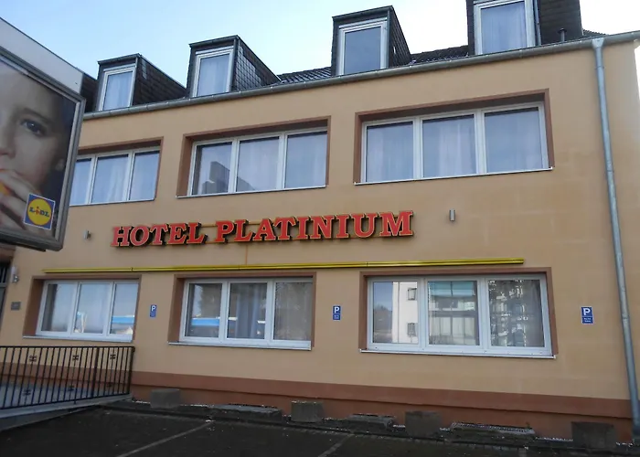 Hotell Platinium